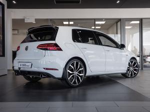 Volkswagen Golf GTI - Image 8