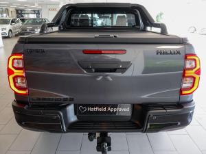 Toyota Hilux 2.8GD-6 Xtra cab Legend 55 - Image 8