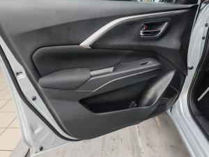Suzuki Swift 1.2 GL+ manual - Image 20