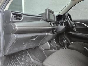 Suzuki Swift 1.2 GL+ manual - Image 11