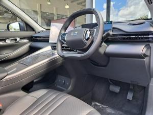 Geely E5 EM-i Apex - Image 10
