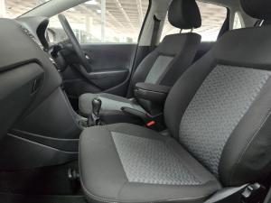 Volkswagen Polo Vivo hatch 1.4 Life - Image 10