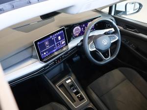 Volkswagen Golf 1.4TSI Life Plus - Image 21