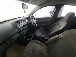 Renault Kwid 1.0 Expression / Life / Evolution 5-Door - Image 8
