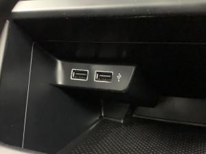 Volkswagen Polo 1.0 TSI Comfortline DSG - Image 10