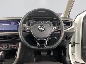Volkswagen Polo 1.0 TSI Comfortline DSG - Image 14