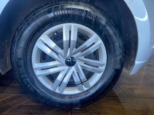 Volkswagen Polo hatch 1.0TSI - Image 10