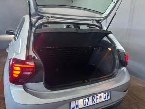 Volkswagen Polo hatch 1.0TSI - Image 7