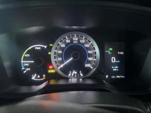 Toyota Corolla Cross 1.8 Hybrid XS - Image 21