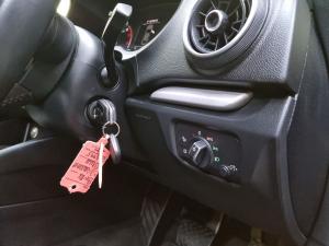 Audi A3 sedan 30TFSI - Image 12