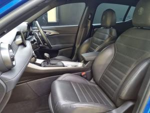 Alfa Romeo Tonale 1.5T Hybrid Veloce - Image 11