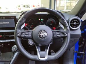 Alfa Romeo Tonale 1.5T Hybrid Veloce - Image 25