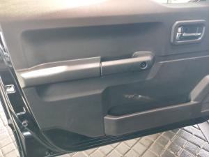Suzuki Jimny 1.5 GLX AllGrip 5-door auto - Image 13