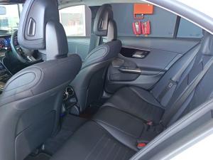 Mercedes-Benz C-Class C220d AMG Line - Image 12