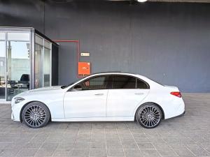 Mercedes-Benz C-Class C220d AMG Line - Image 4