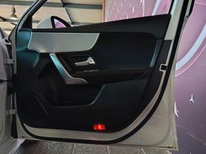 Mercedes-Benz A-Class A200 hatch Progressive - Image 9