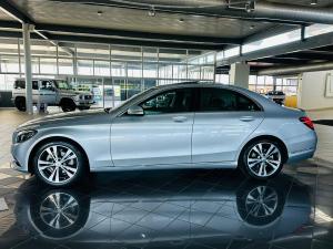 Mercedes-Benz C-Class C180 Avantgarde auto - Image 11