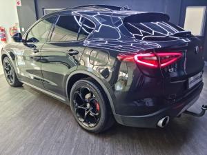 Alfa Romeo Stelvio 2.0T Veloce Q4 - Image 11