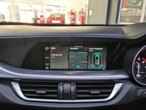 Alfa Romeo Stelvio 2.0T Veloce Q4 - Image 24