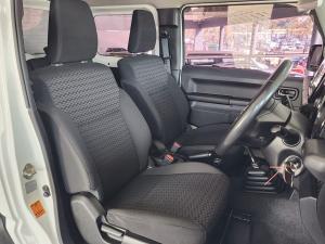 Suzuki Jimny 1.5 GLX AllGrip 3-door manual - Image 16