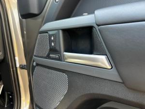 Land Rover Defender 110 D300 X - Image 15
