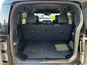 Land Rover Defender 110 D300 X - Image 23
