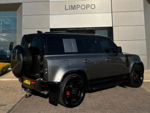 Land Rover Defender 110 D300 X - Image 26