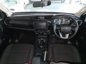 Toyota Hilux 2.4GD-6 Xtra cab Raider manual - Image 6