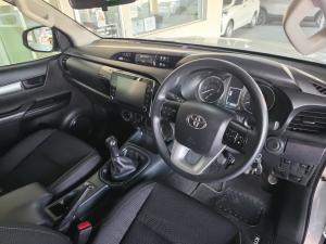 Toyota Hilux 2.4GD-6 Xtra cab Raider manual - Image 7