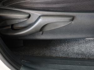 Toyota Hilux 2.8GD-6 double cab Raider auto - Image 19
