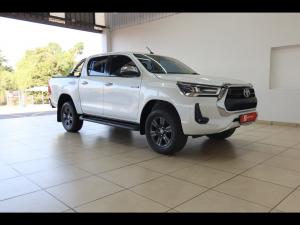 Toyota Hilux 2.8GD-6 double cab Raider auto - Image 1