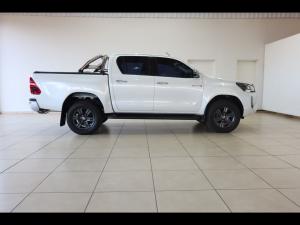 Toyota Hilux 2.8GD-6 double cab Raider auto - Image 3