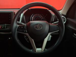 Toyota Vitz 1.0 XR auto - Image 8