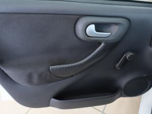 Opel Corsa Utility 1.8 - Image 24