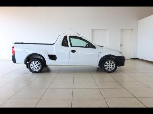 Opel Corsa Utility 1.8 - Image 3