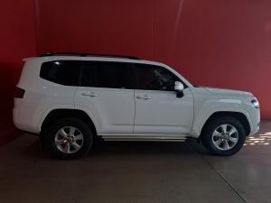 Toyota Land Cruiser 300 3.3D GX-R - Image 3