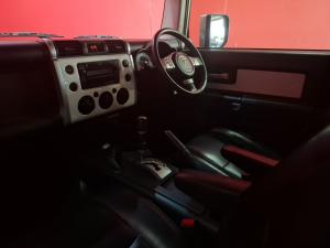 Toyota FJ Cruiser FJ Cruiser - Image 7