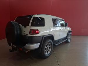 Toyota FJ Cruiser FJ Cruiser - Image 2