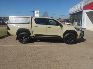 Toyota Hilux 4.0 V6 double cab 4x4 Legend 50 - Image 3