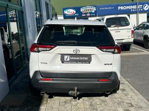 Toyota RAV4 2.0 GX auto - Image 5