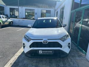 Toyota RAV4 2.0 GX auto - Image 4