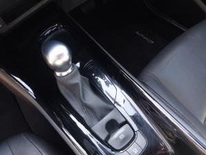 Toyota C-HR 1.2T Luxury - Image 13