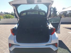 Toyota C-HR 1.2T Luxury - Image 21