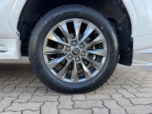Toyota Land Cruiser 300 3.3D ZX - Image 20
