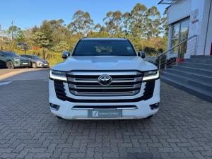 Toyota Land Cruiser 300 3.3D ZX - Image 4