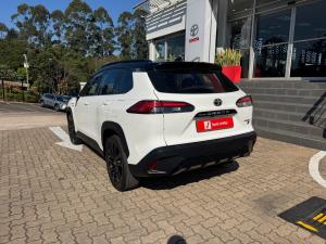 Toyota Corolla Cross 1.8 Hybrid GR-Sport - Image 21