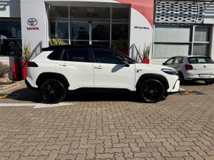 Toyota Corolla Cross 1.8 Hybrid GR-Sport - Image 3