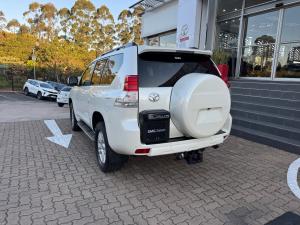 Toyota Land Cruiser Prado 4.0 VX - Image 22