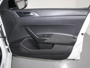 Volkswagen Taigo 1.0 TSI R-LINE DSG - Image 15