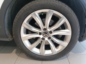 Volkswagen T-ROC 2.0 TSI Design 4MOT DSG - Image 15